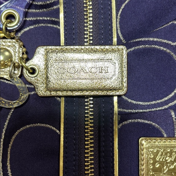 Coach Poppy Collectiom Dark Purple/Gold  Tote with Sz (L) - Like NEW!! - Picture 10 of 11